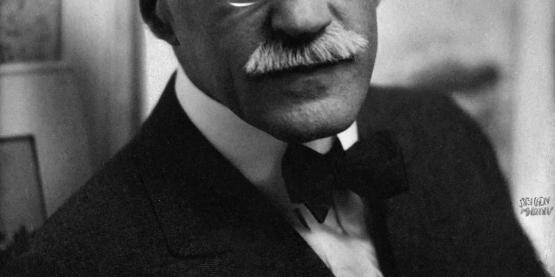 Alfred Stieglitz: el visionario que elevó la fotografía al arte